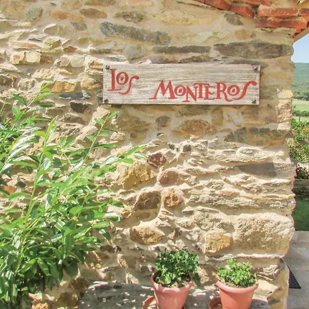 Awesome In Aldeanue De La Sierra Casa vacanze *