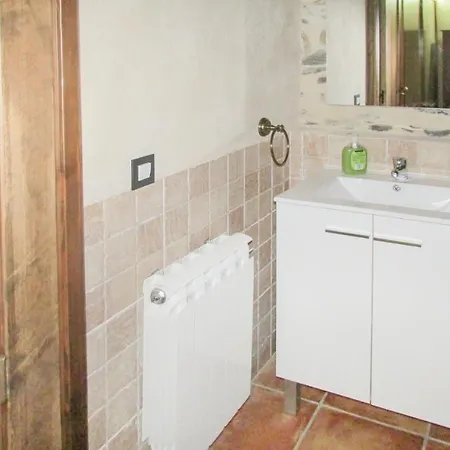 Holiday home Cozy In Aldeanue, De La Sierra With Kitchen
